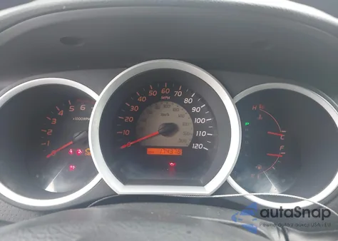 2010 Toyota Tacoma Prerunner V6 z USA, uszkodzony, nr VIN 3TMJU4GNXAM104852